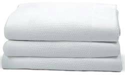 White Thermal Blankets 66in x 90in