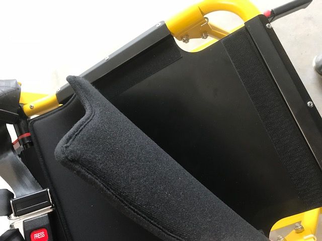 https://www.medical-supplies-equipment-company.com/files/media/images/Replacement-Neoprene-Seat-Covers-for-Stair-Chairs-1.jpg