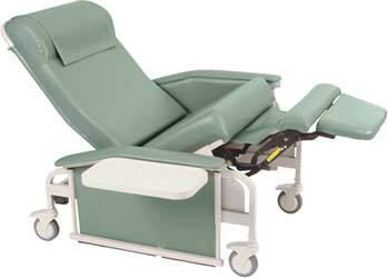 XL Dual Drop-Arm Care Cliner